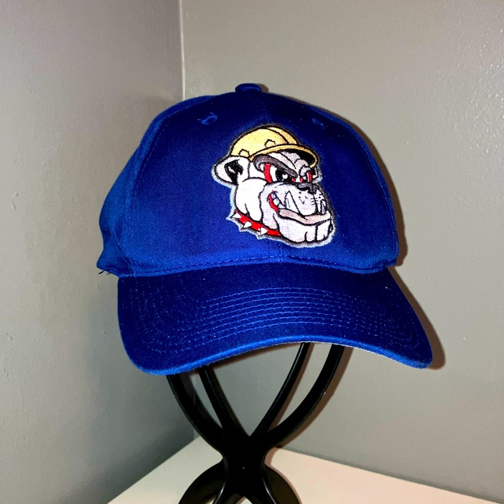 Dark blue bulldog minor league baseball cap SnapBack S/M in size